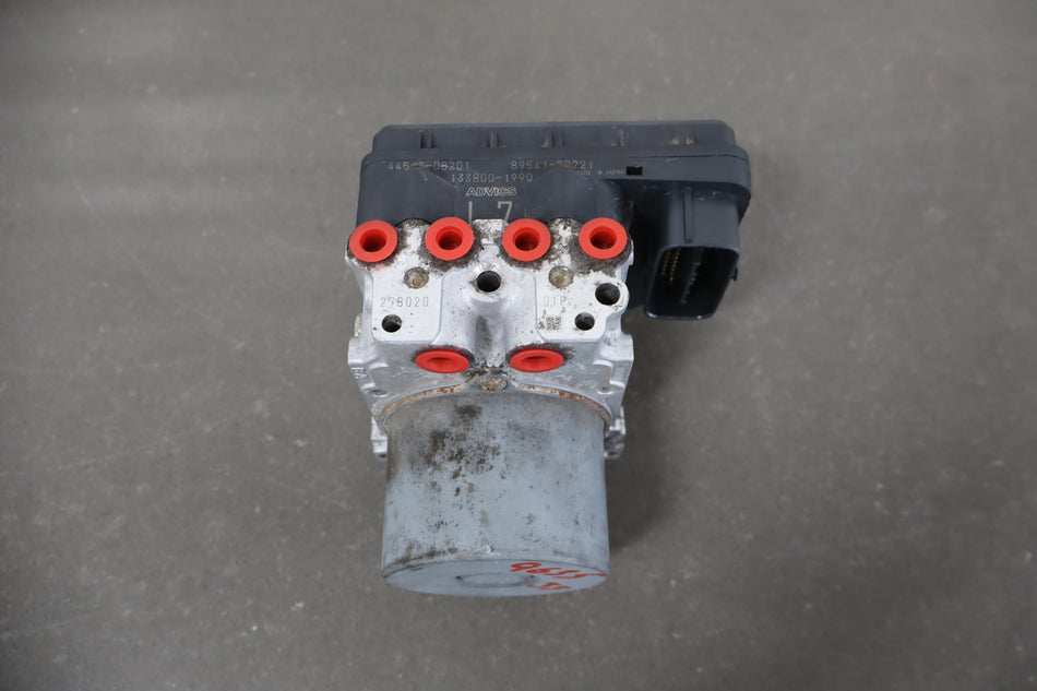 2012 Toyota Sienna ABS Brake Unit OEM