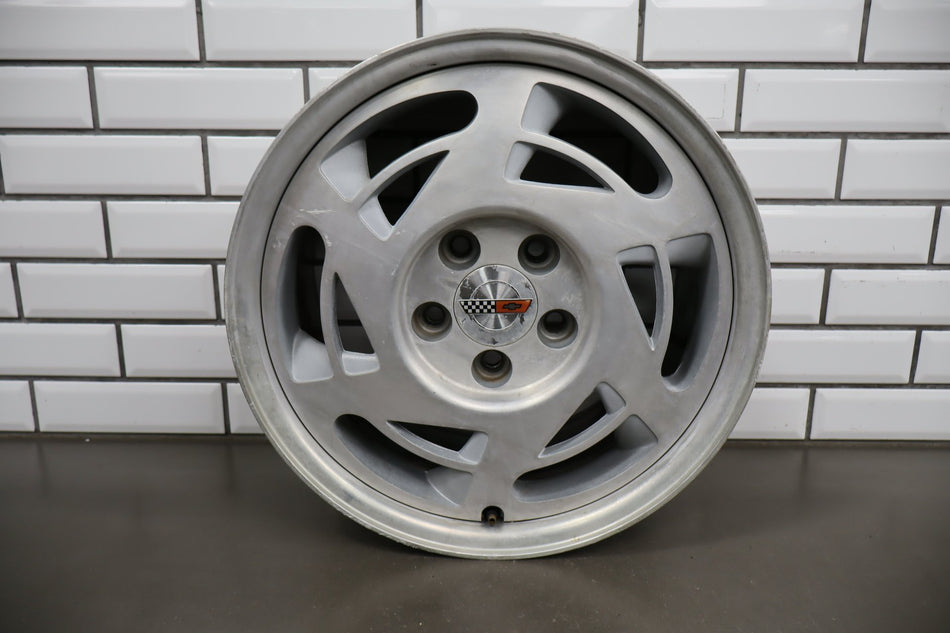 1990 Chevrolet Corvette C4 Right 17x9.5 OEM Wheel