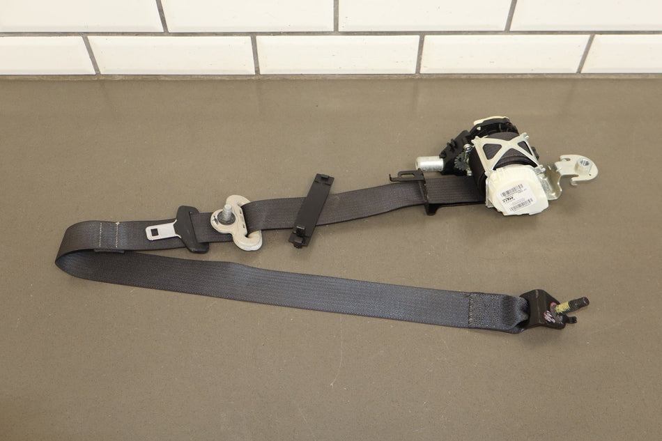 13-20 Ram 1500 Laramie LF Seat Belt Black X9
