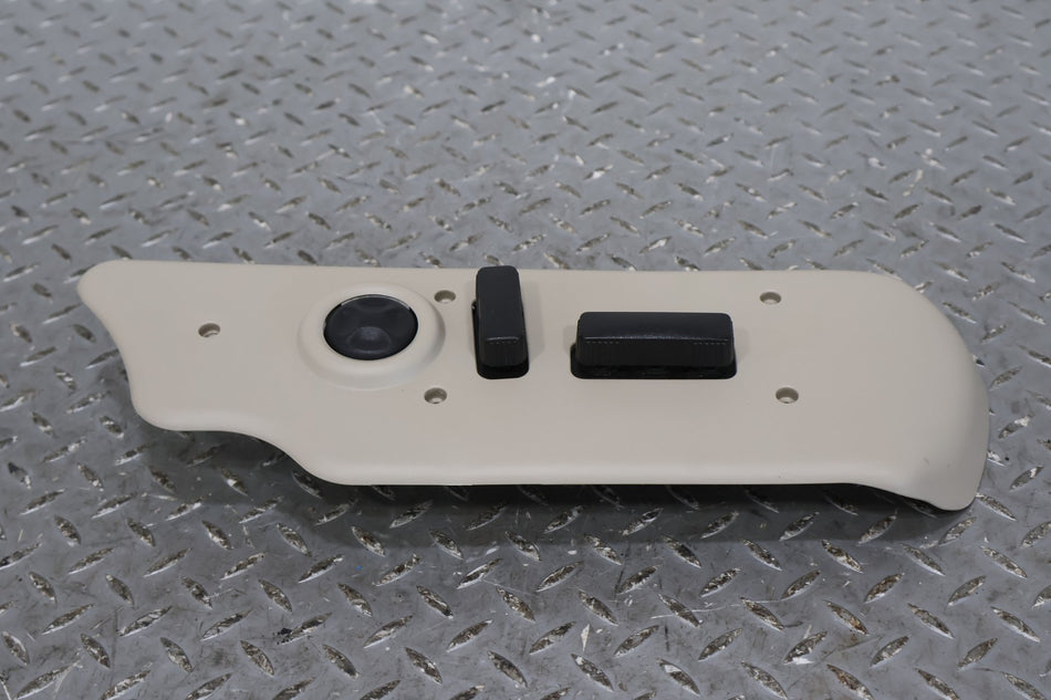 03-06 Cadillac Escalade ESV Right Seat Switch (Shale)