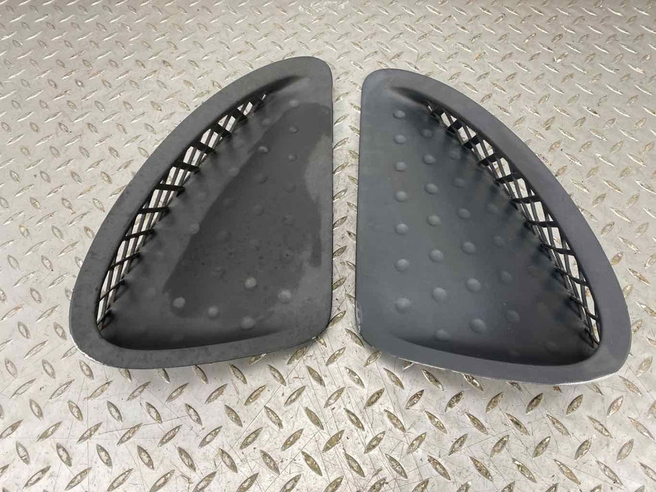 00-07 Toyota MR2 Spyder Quarter Air Duct Grill Pair