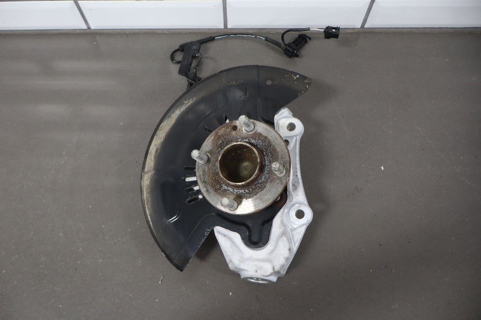 2018 Fiat 124 Spider- Left Front Suspension Knee