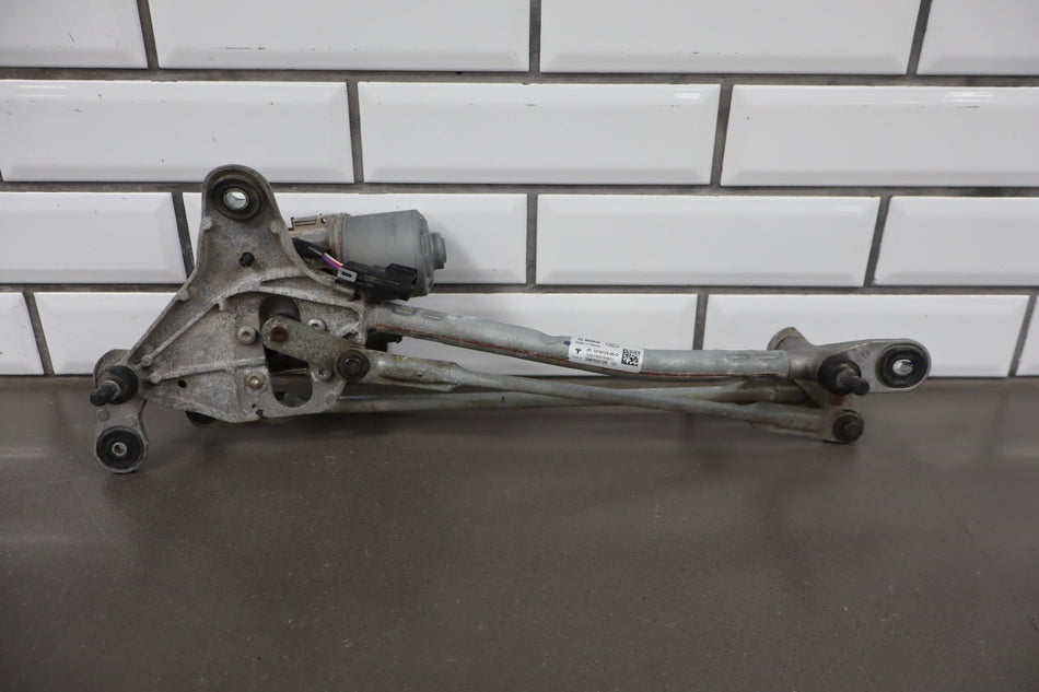 2018 Tesla Model 3 Front Wiper Motor 1076725-00-D OEM
