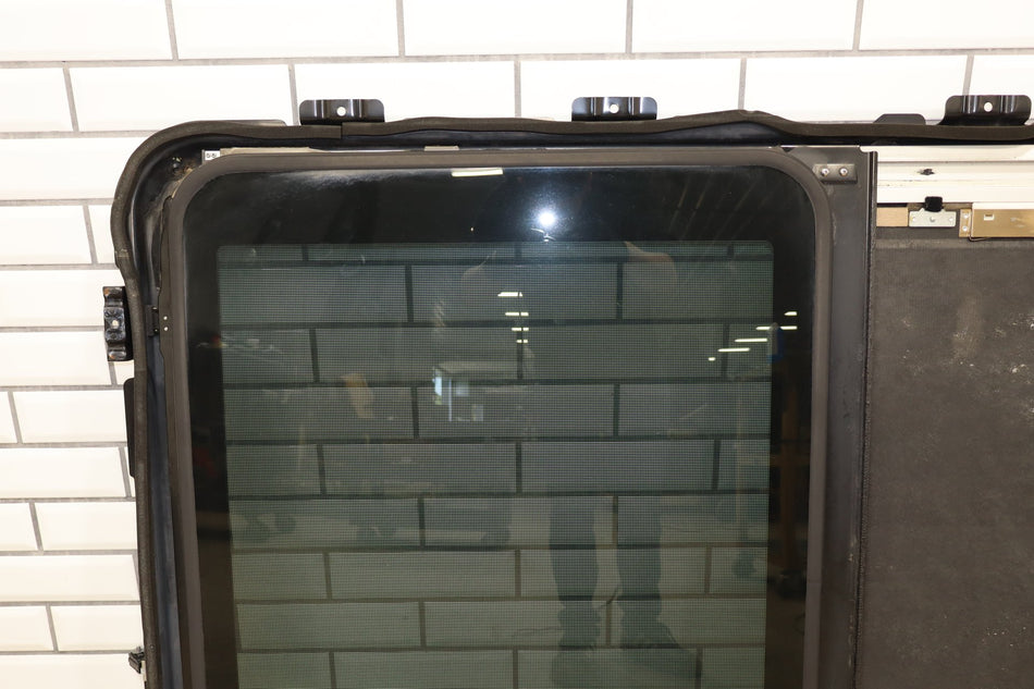 1998-2002 Isuzu Trooper Sunroof Assembly - Tested Good