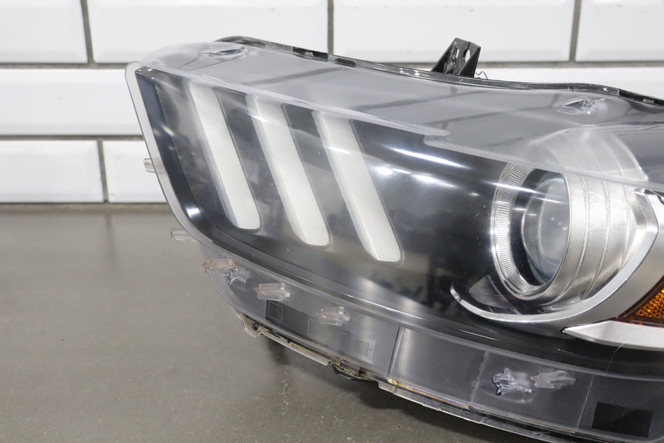 2015-2017 Ford Mustang GT Left LH Driver Xenon HID Headlamp FR3Z13008K (Repair)