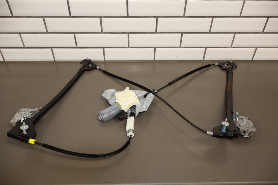 2008-2023 Dodge Challenger RH Right Front Window Regulator w/ Motor 68043884AA