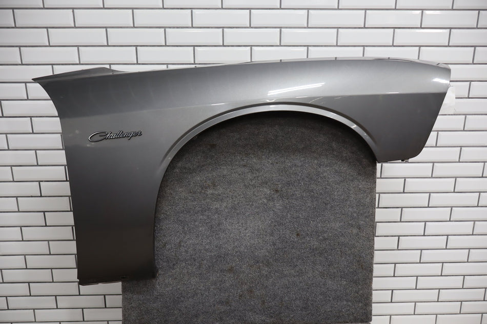 2008-23 Dodge Challenger R/T RH Fender 68275470AA Tungsten Metallic PDM