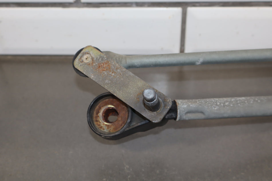 1998 BMW Z3 Front Wiper Motor OEM