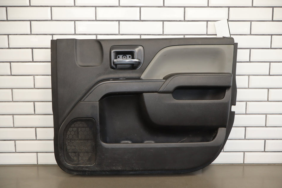 15-19 Chevy Silverado 2500HD 3500HD Right Front Door Trim Panel Jet Black OEM