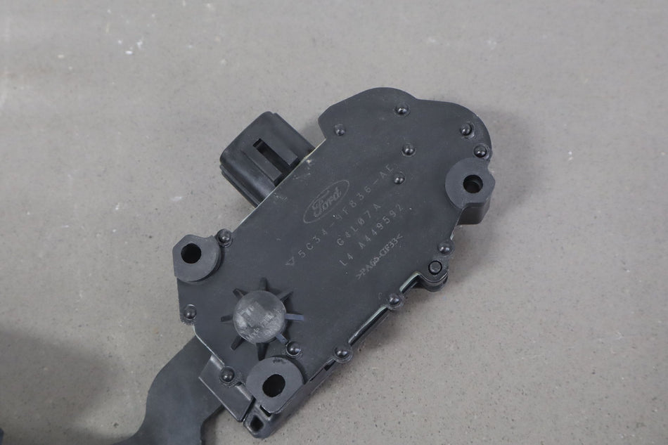 2005 Ford F-350 Super Duty Pedal Assembly OEM