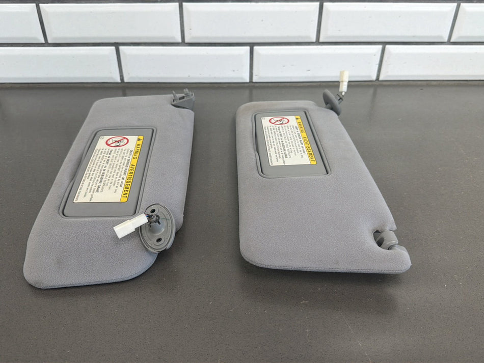 2004 Lexus LS430 Sun Visor Pair Left/Right Ash 10