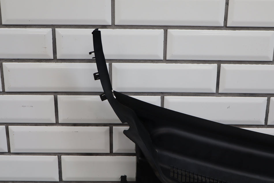 14-16 Jeep Grand Cherokee WK2 Cowl Vent Panel