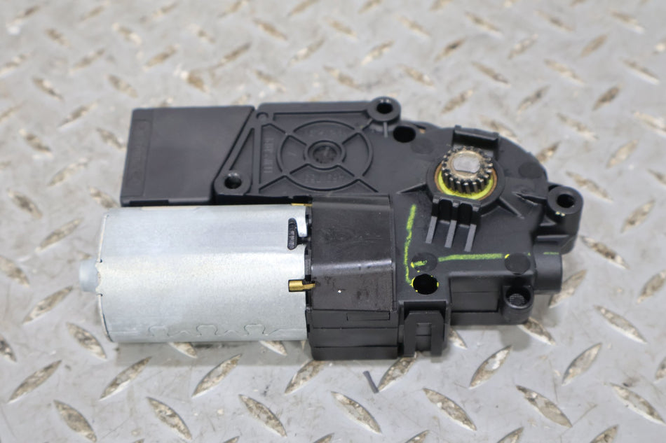 10-15 Chevy Camaro Sunroof Motor