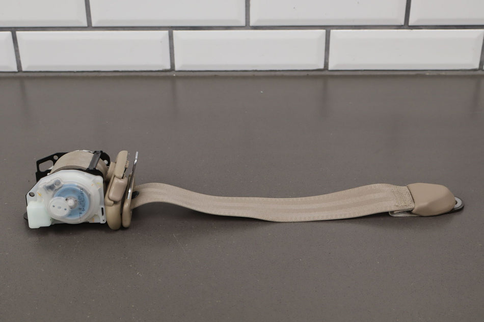 1999 Toyota Land Cruiser Rear Seat Belt OEM