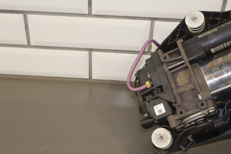2016-2020 Tesla Model S/X Air Suspension Twin Compressor Wabco