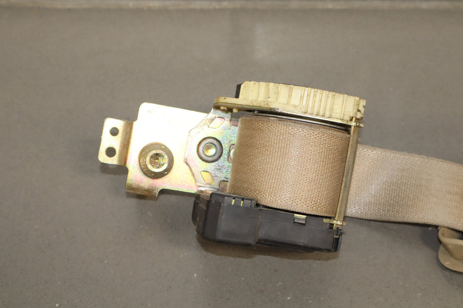 2005 Ford F-250 Super Duty Lariat Right Front Seat Belt Pebble AQ