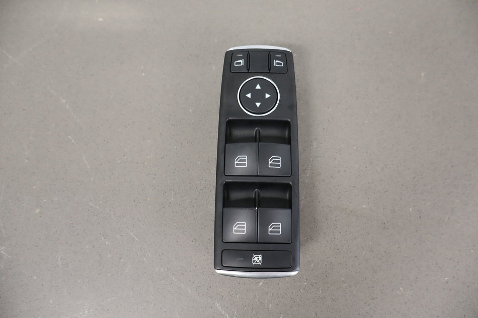 2013 Tesla Model S- Front Door Switch