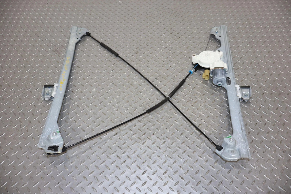 2011 Chevrolet Avalanche- FRONT DOOR REGULATOR
