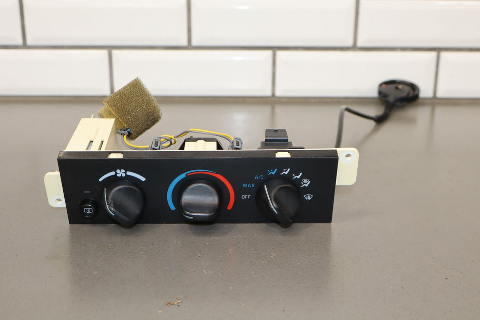 2002 Chevrolet Camaro- Heater/AC Controls