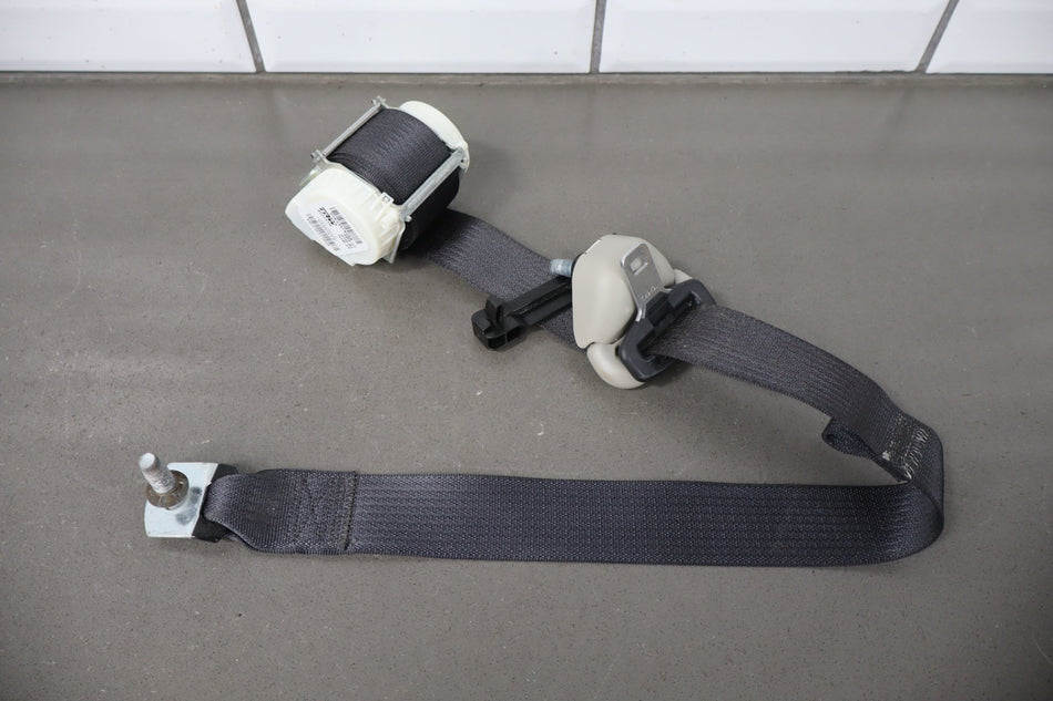 13-18 Ram 1500 Crew Right Rear Seat Belt Retractor