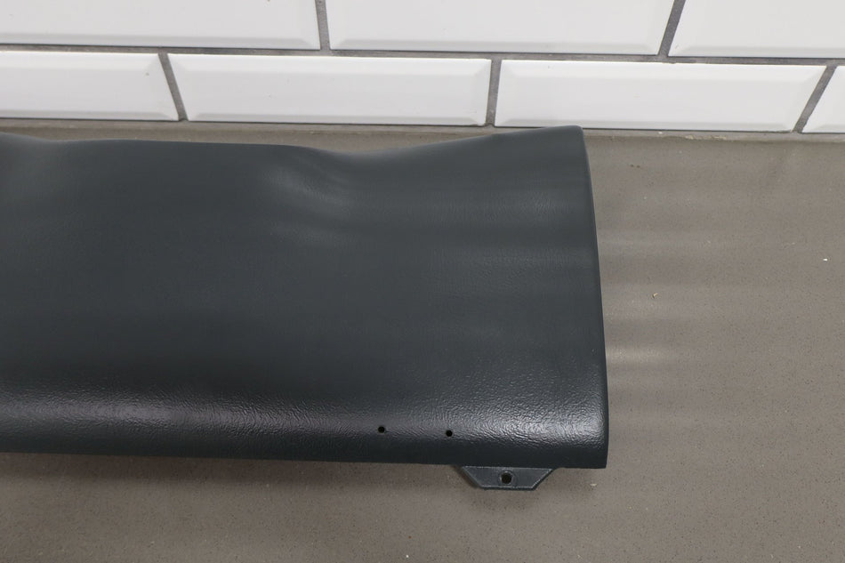 99-02 Chevy GMC Truck SUV Silverado Sierra Driver Knee Bolster Graphite 12D