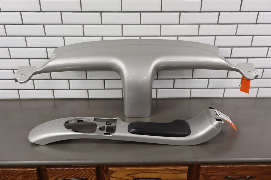 2004 Chevrolet SSR- Front Console