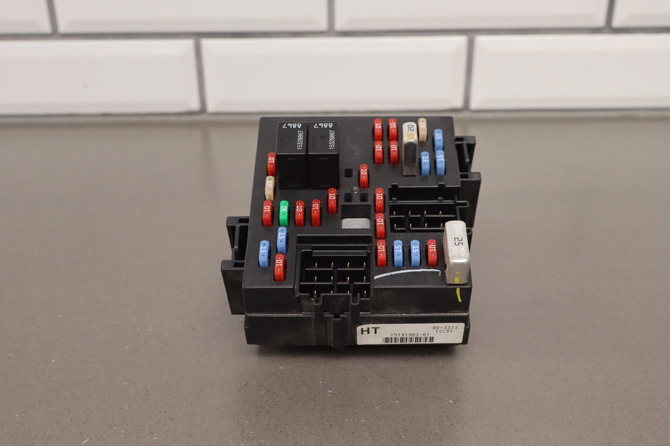 2005 Hummer H2- Cabin Fuse Box