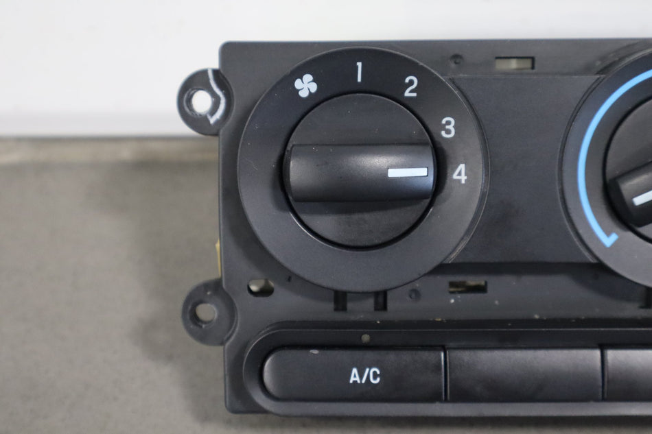 2008-2010 Ford F-250 Super Duty Climate Control 9C3Z19980H OEM
