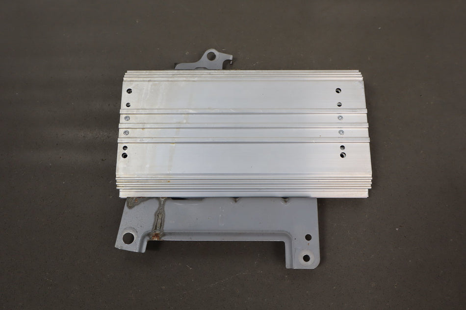 2012-2014 Mitsubishi i-MiEV Radio Amplifier OEM