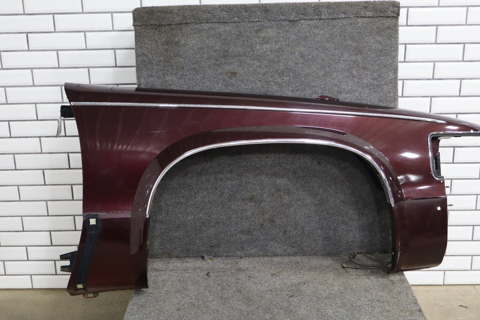 1993-1996 Cadillac Fleetwood Right Fender Brougham Dark Cherry 77 12522159