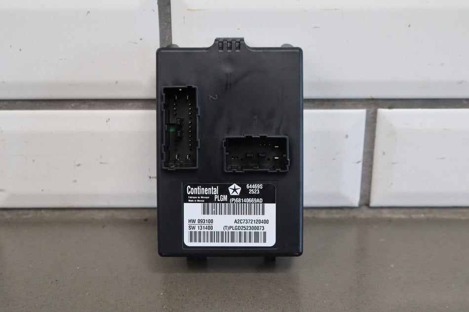 14-16 Jeep Grand Cherokee WK2 Tailgate Control Module