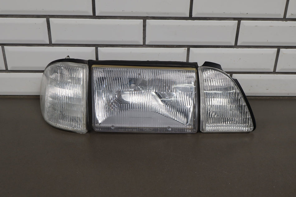 87-93 Ford Mustang (Fox) RH OEM Headlight Halogen, Aftermarket Clear Lamps