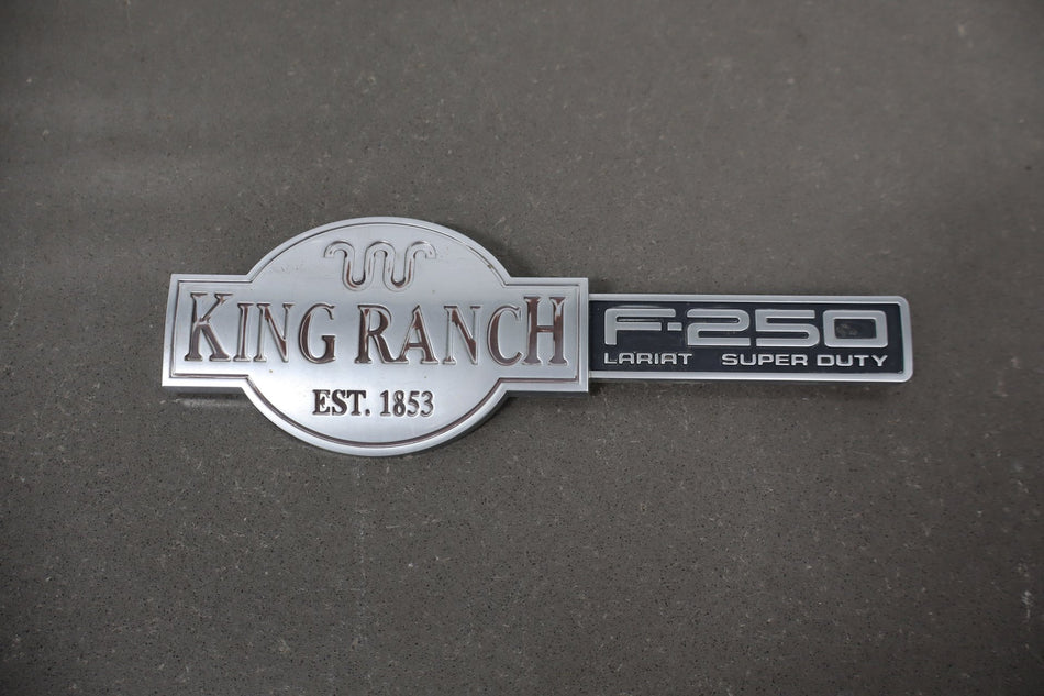 03-07 F250 F-250 King Ranch Lariat Super Duty Fender Badge Emblem Plate RH Right