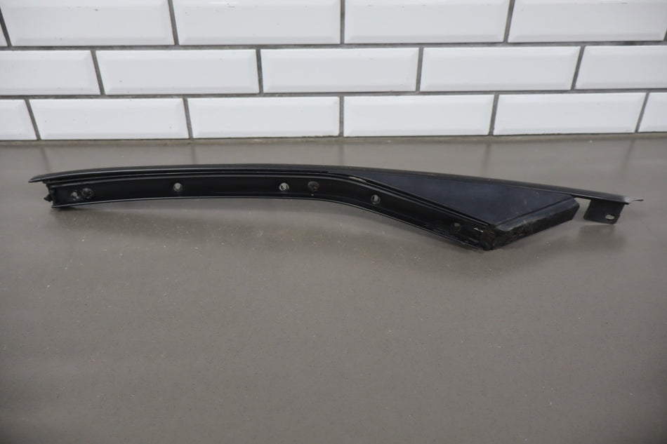 1997-2004 Chevrolet Corvette C5 Right Exterior A Pillar Trim 10246978