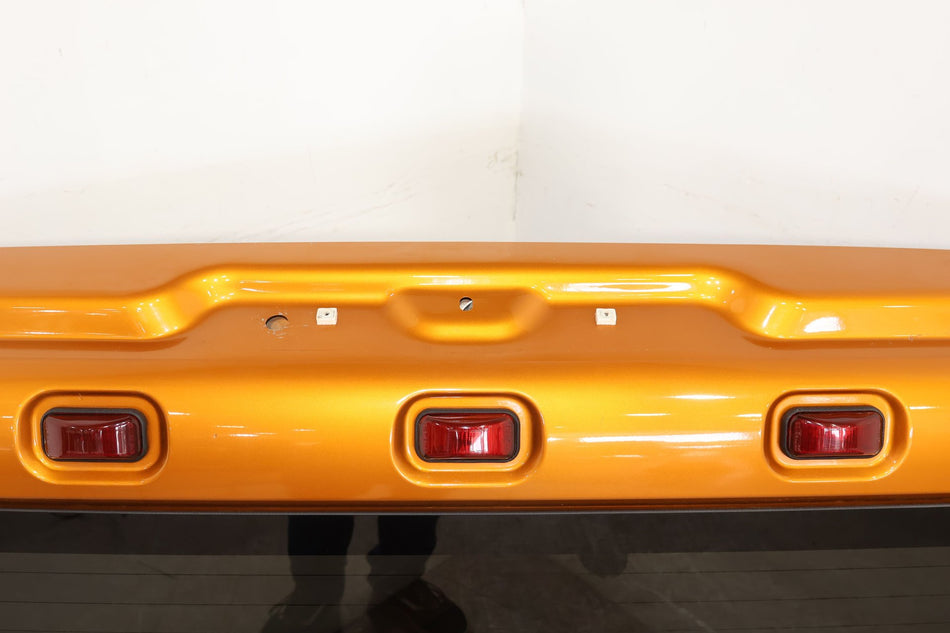 03-09 Hummer H2 Hatch Decklid (Fusion Orange)