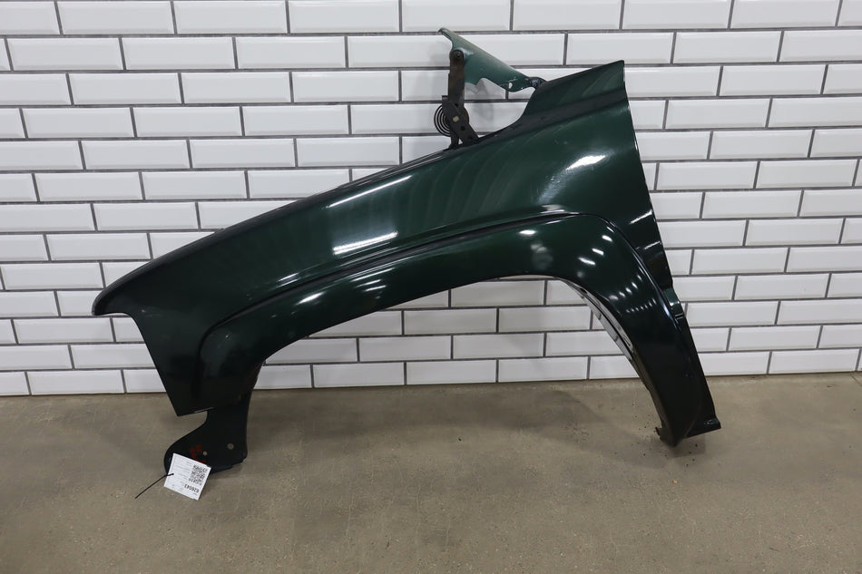 1999-2002 Chevy Silverado 99-06 Tahoe Suburban Left LH Fender Forest Green 47