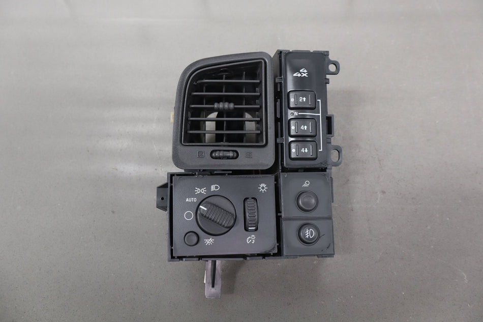 2005 GMC Sierra 2500 HD- Headlight Switch