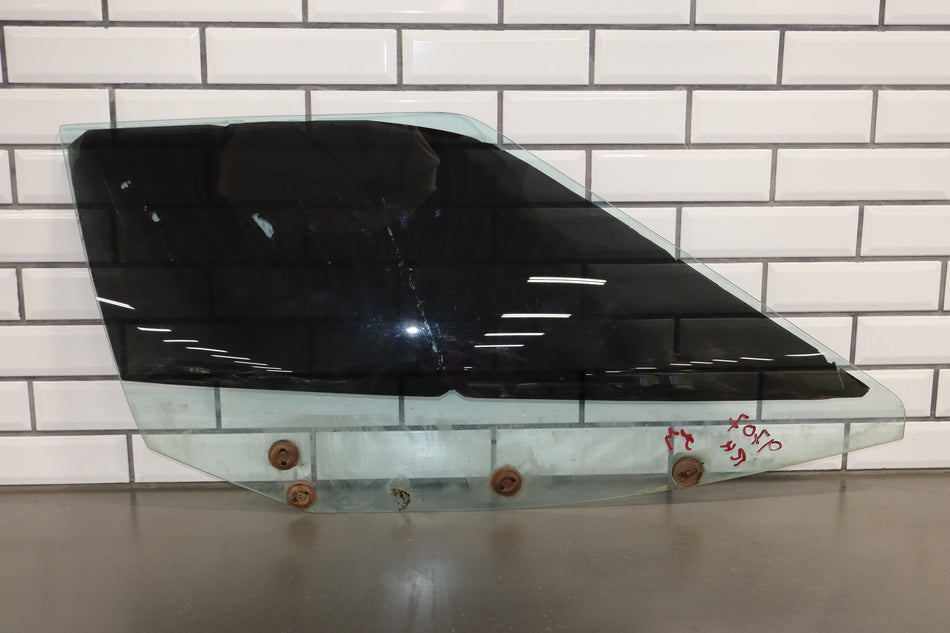 1984-1990 Chevrolet Corvette C4 Right Front Door Window 14094292