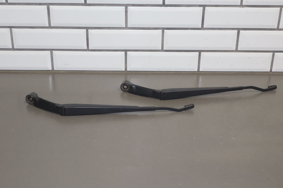 2003-2009 Toyota 4Runner SR5 Wiper Arm Pair
