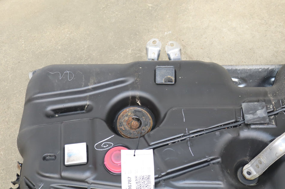 2012 Toyota Sienna Fuel Tank OEM | No Fuel Pump