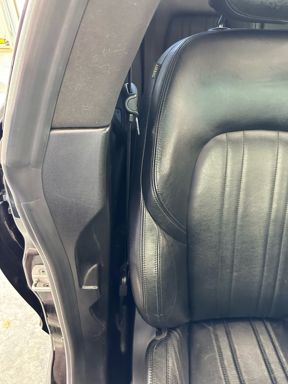 2014 Maserati Ghibli- Front Seat Belt