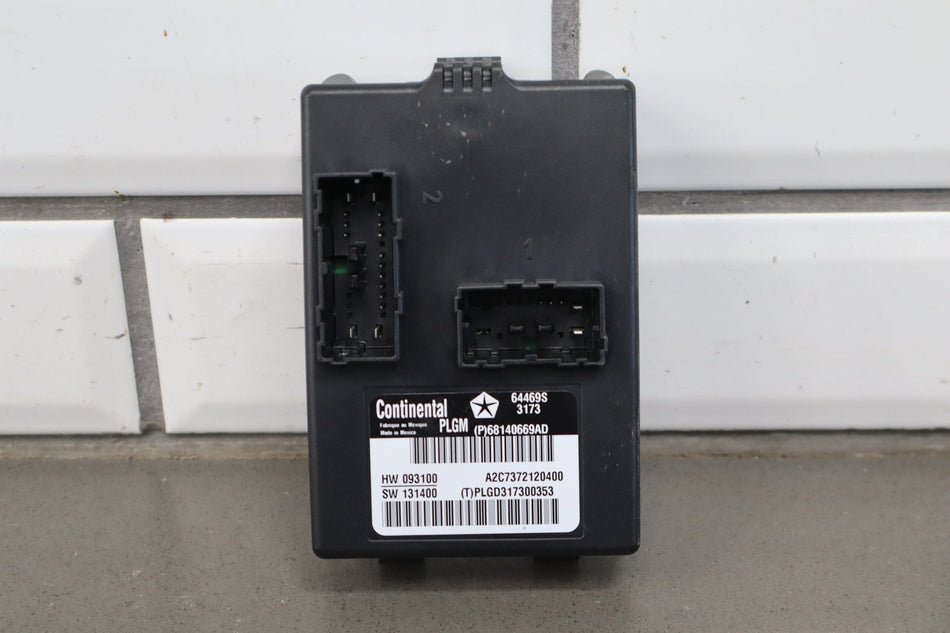 2014 Jeep Grand Cherokee SRT Power Liftgate Module 68140669AD