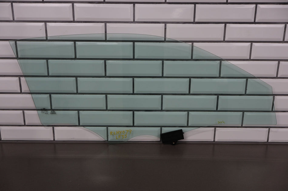 2020 Hyundai Veloster Left Front Door Window OEM