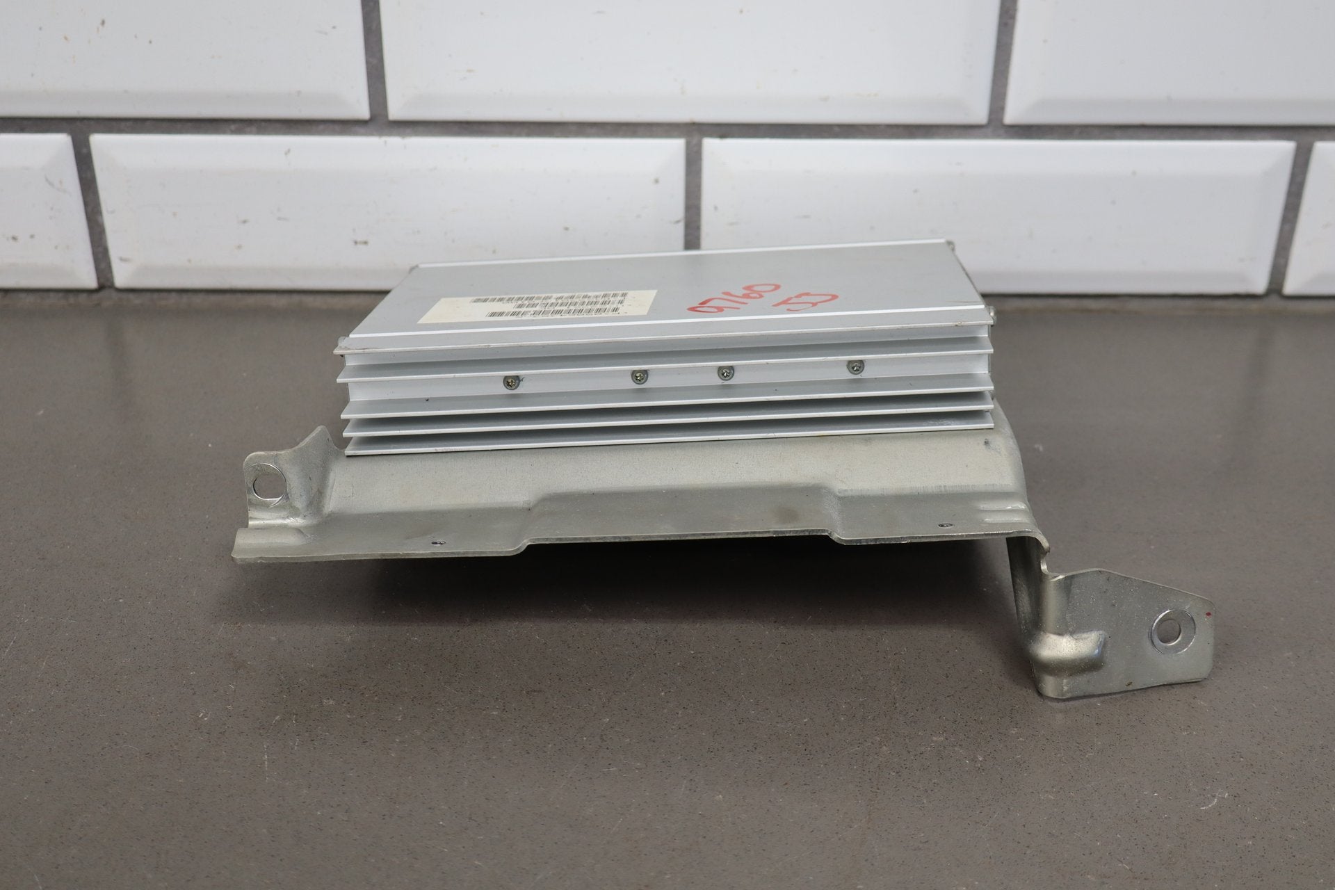RT-3153375781ページ 11-14 Dodge Challenger Radio Amplifier Boston – J & J Auto Wrecking