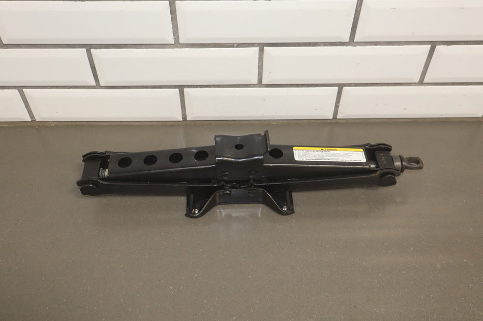 2004 Dodge Dakota Jack OEM