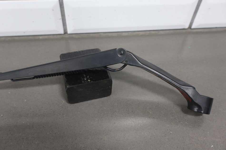 2005-2015 Toyota Tacoma Base Prerunner Wiper Arm Pair