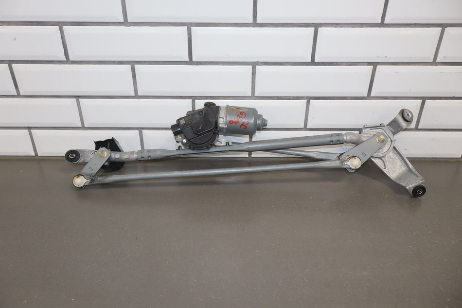 2012 Toyota Sienna Front Wiper Motor OEM