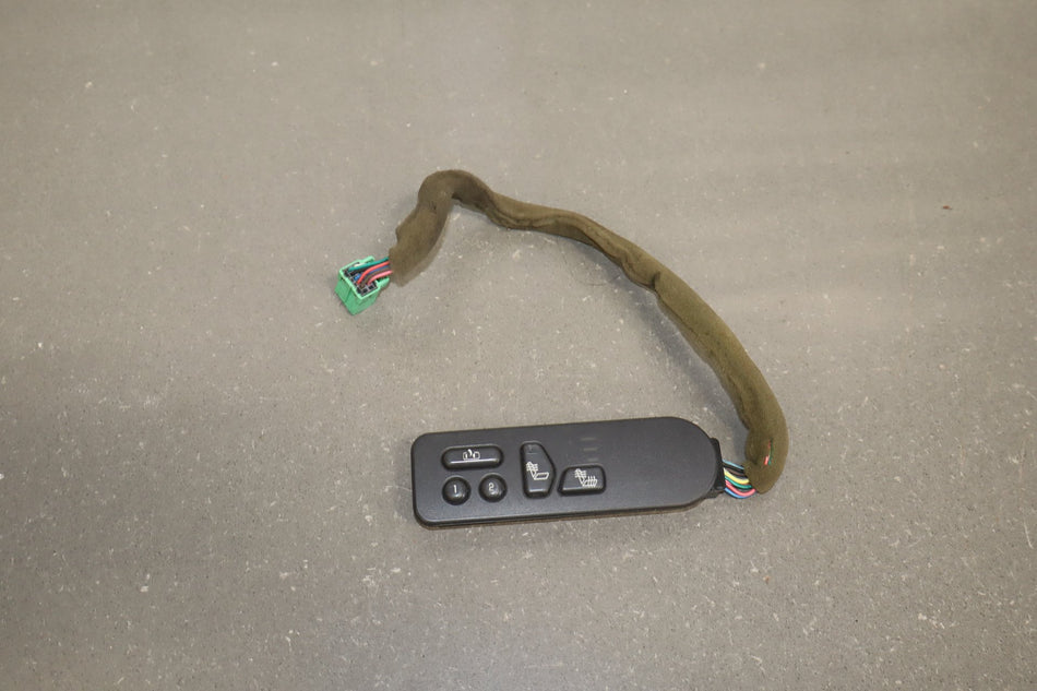 2003-2007 Hummer H2 Driver Heated Seat Switch