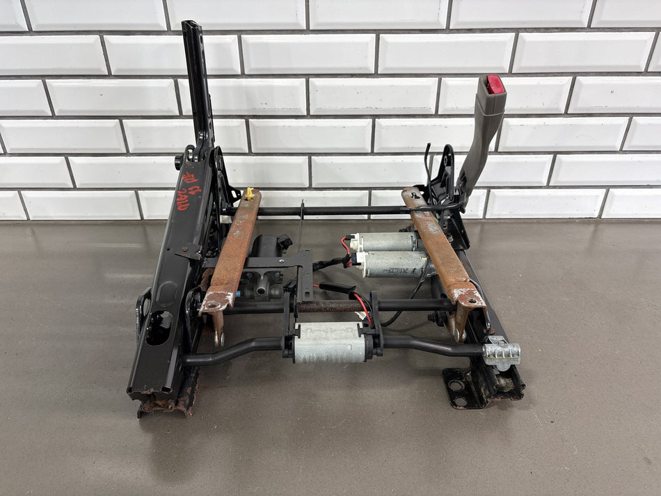 03-06 Chevy Tahoe/Suburban GMT800 Passenger Power Seat Track