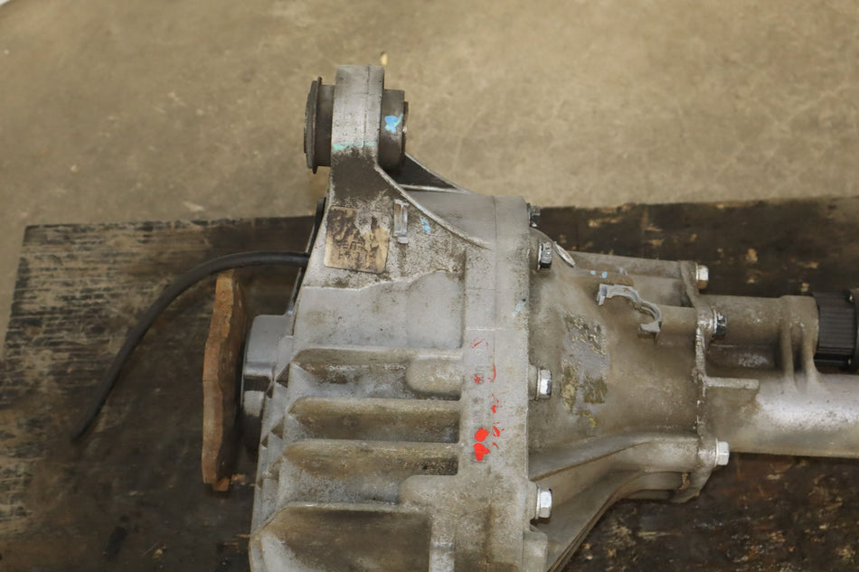 1999-2007 Chevrolet Silverado 1500 GMT800 3.73 Front Differential Carrier OEM